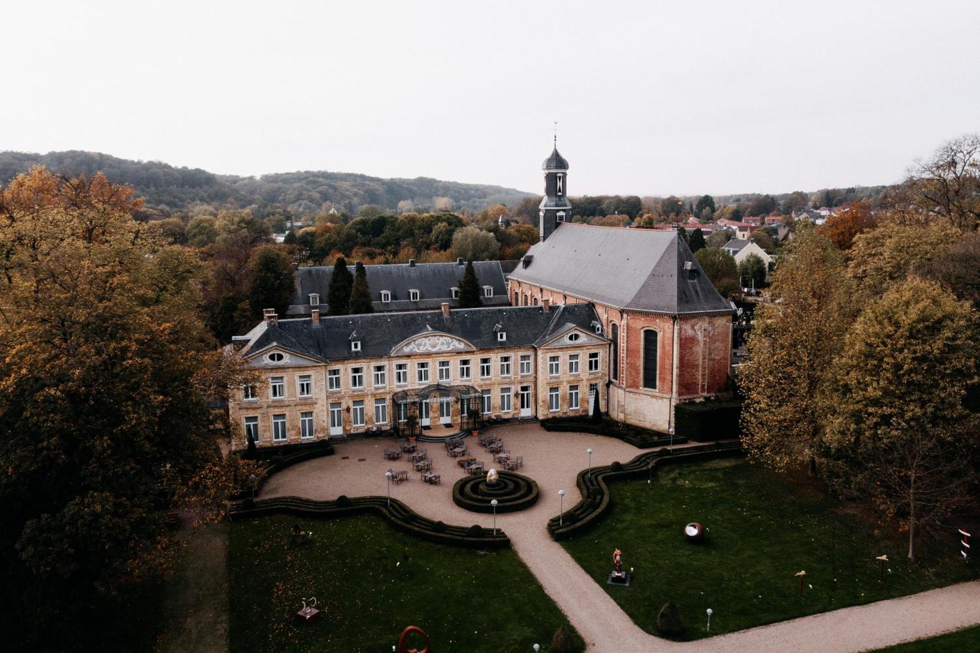 Chateau St Gerlach - Oostwegel Collection, Member Of Relais And Chateaux Valkenburg aan de Geul Luaran gambar The abbey of Saint-Pierre