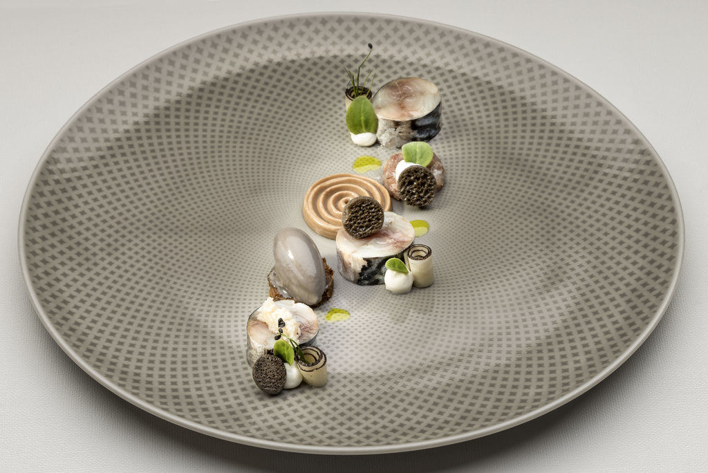 Chateau St Gerlach - Oostwegel Collection, Member Of Relais And Chateaux Valkenburg aan de Geul Luaran gambar A dish by Heston Blumenthal